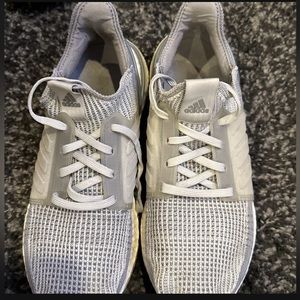 Adidas ultraboost triple grey size 9